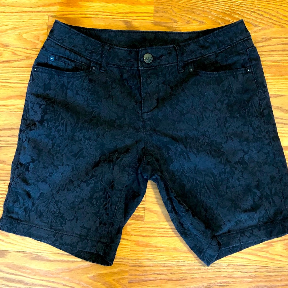 Two pairs Vera Wang shorts